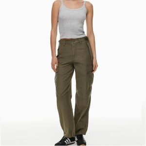 Aritzia TNA Olive Green Cargo Pants Size 6 EUC $128